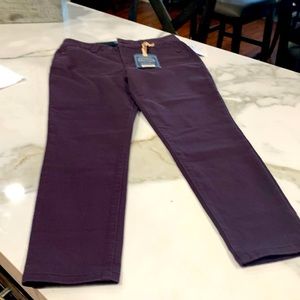 Women’s democracy ankle length an solution jeans